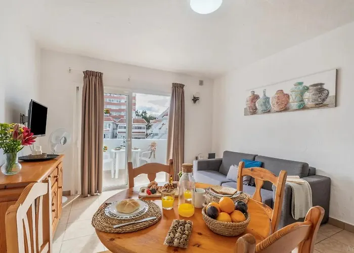 Apartmán Infinity Pool Views Floritas