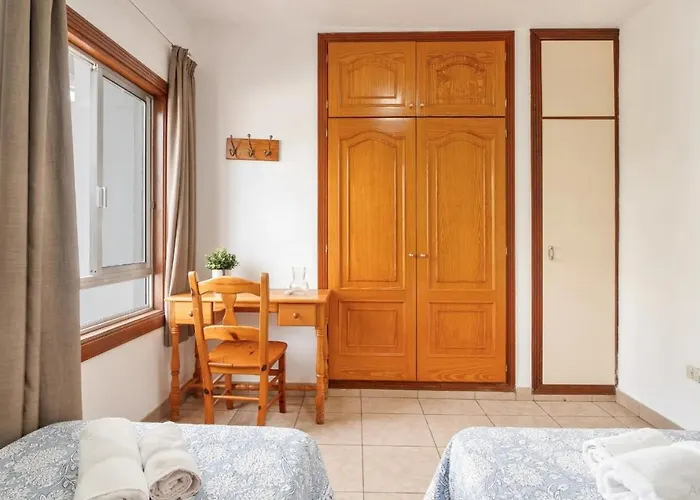 Infinity Pool Views Apartment *